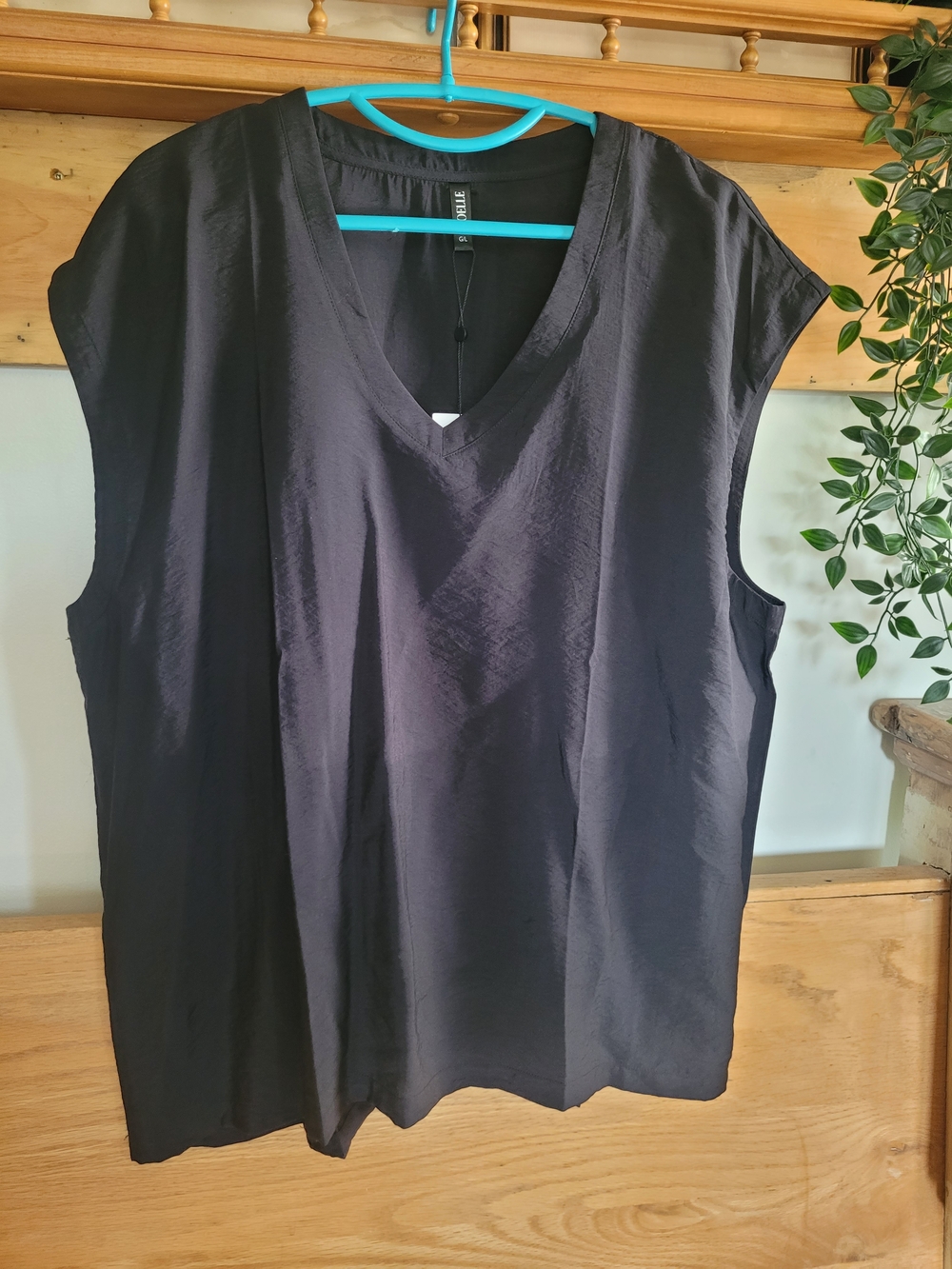 NWT JOELLE COLLECTION - DIDIER NOIR